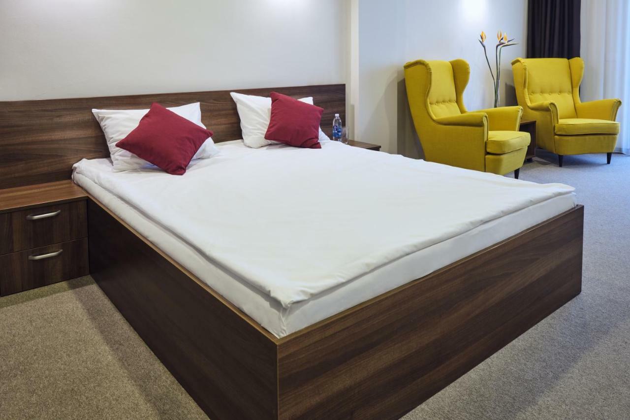 Boca Boutique Hotel 티미쇼아라 외부 사진